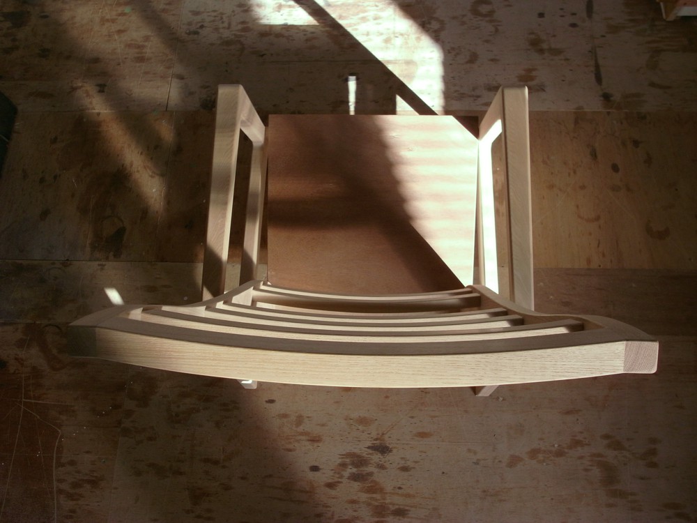 ナラ材で作る洋風座椅子