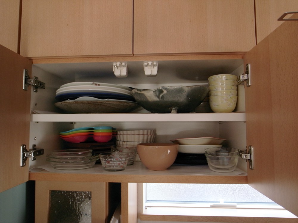 ブナの家電収納と食器収納